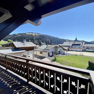 https://la-troika.hotels-rhonealpes.com