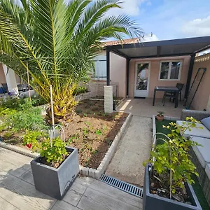 Appartement Ni 100%gite,ni100% Loc Chez Kheira&pascal, Vitrolles (Bouches-du-Rhone)